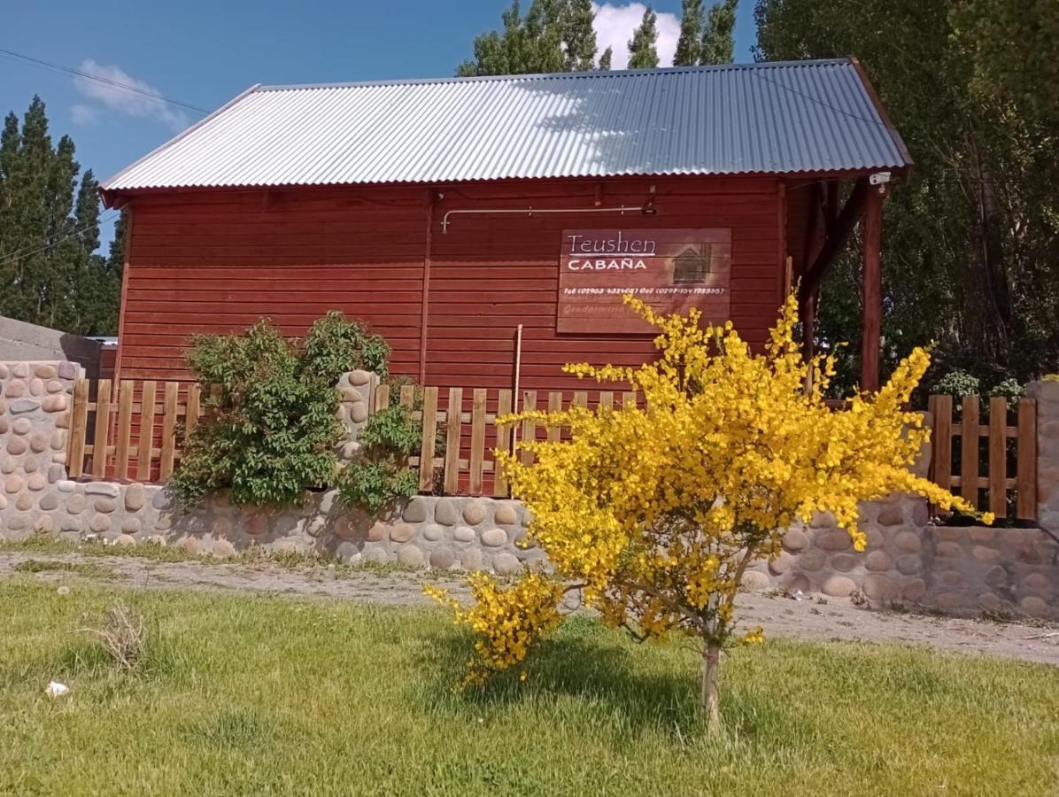 Cabanas Teushen Perito Moreno Exterior photo